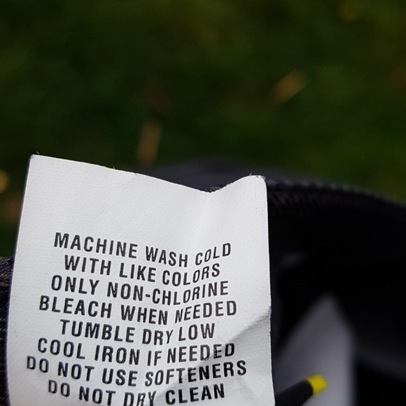 Men's under Armour Golf / Dress Pant - Picture 7 of 7